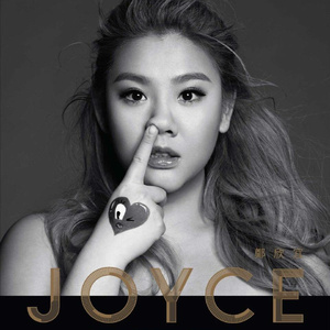 喜欢被多个男人咬奶头正常吗
